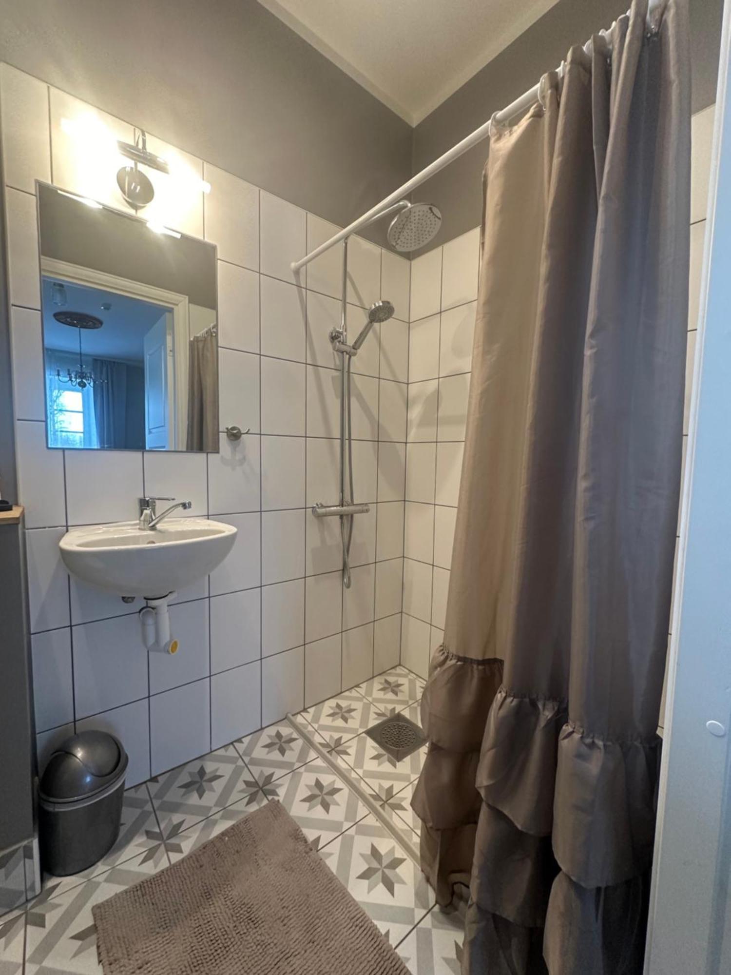 Guesthouse Kadrina Mois Dış mekan fotoğraf